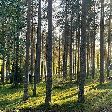 Laahtanen Camping Hotel Ristijärvi Exterior foto