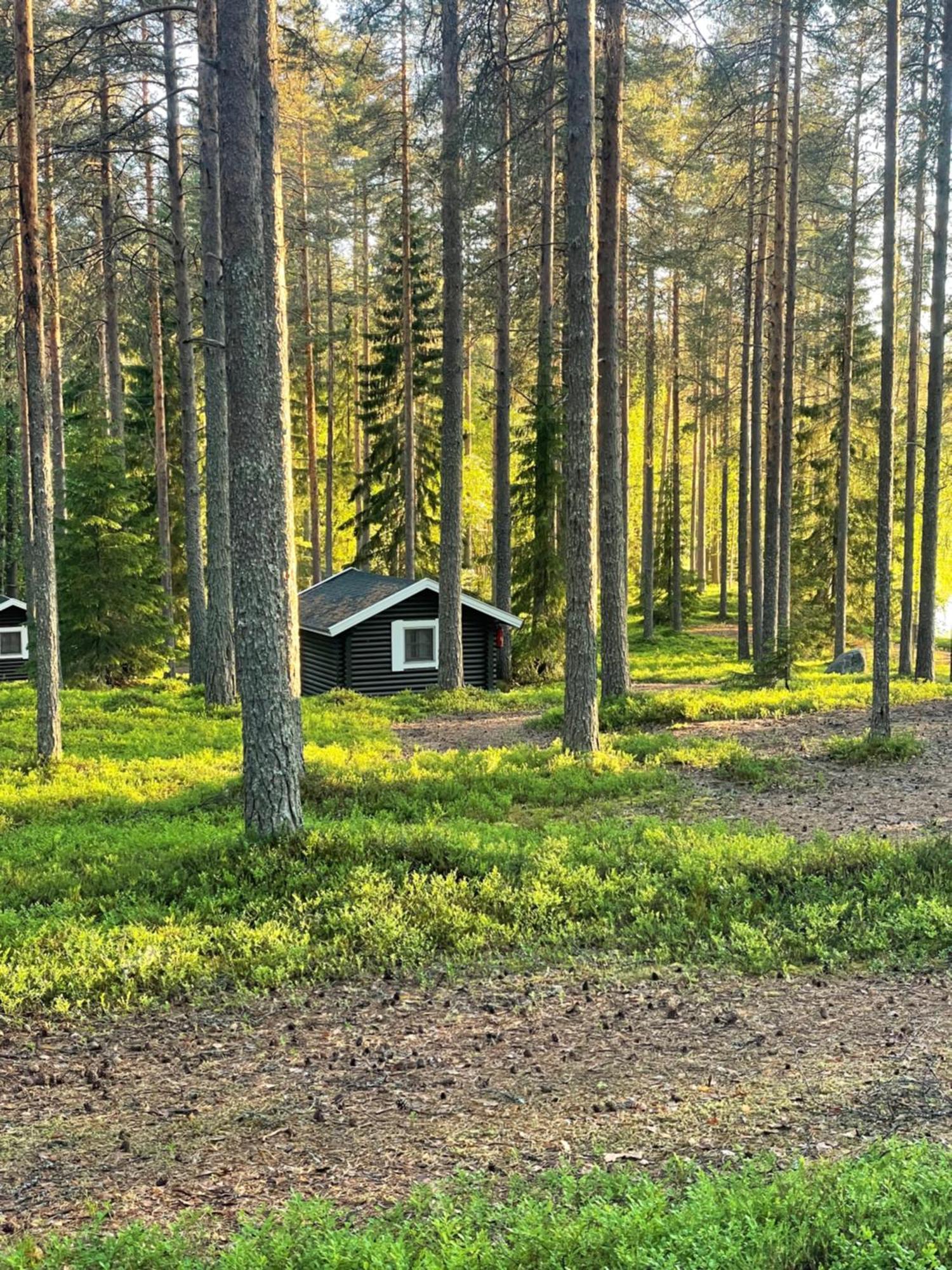 Laahtanen Camping Hotel Ristijärvi Exterior foto